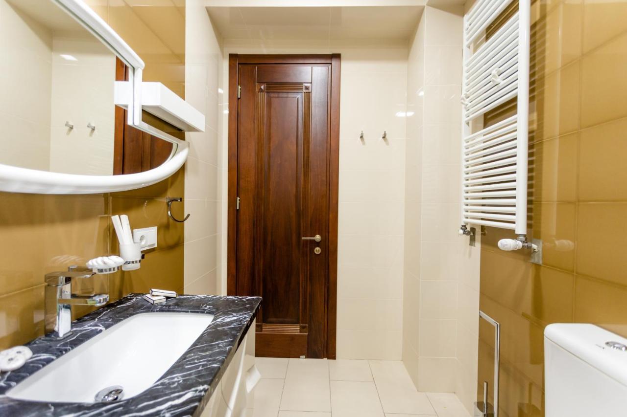 Central Cozy 3Bd-2Bath Apartment Tbilisi Exteriör bild