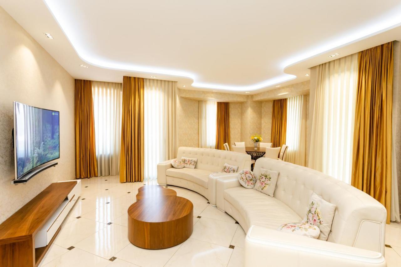 Central Cozy 3Bd-2Bath Apartment Tbilisi Exteriör bild